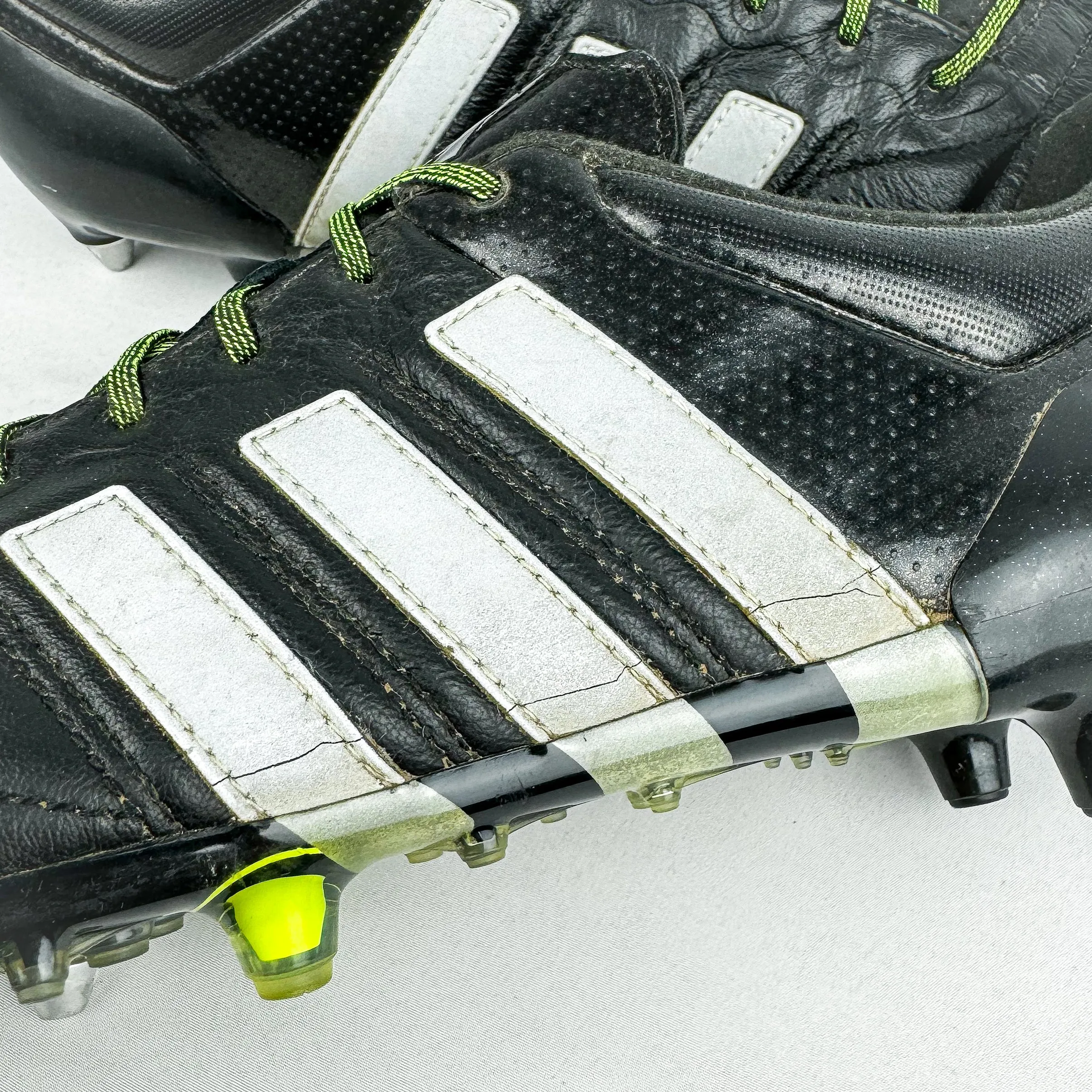 Adidas Ace 15.1 Leather SG - Black/Silver Metallic/Solar Yellow *Wore Once*