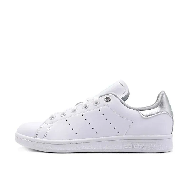 Adidas Skateboarding Shoes for Men and Women Classic