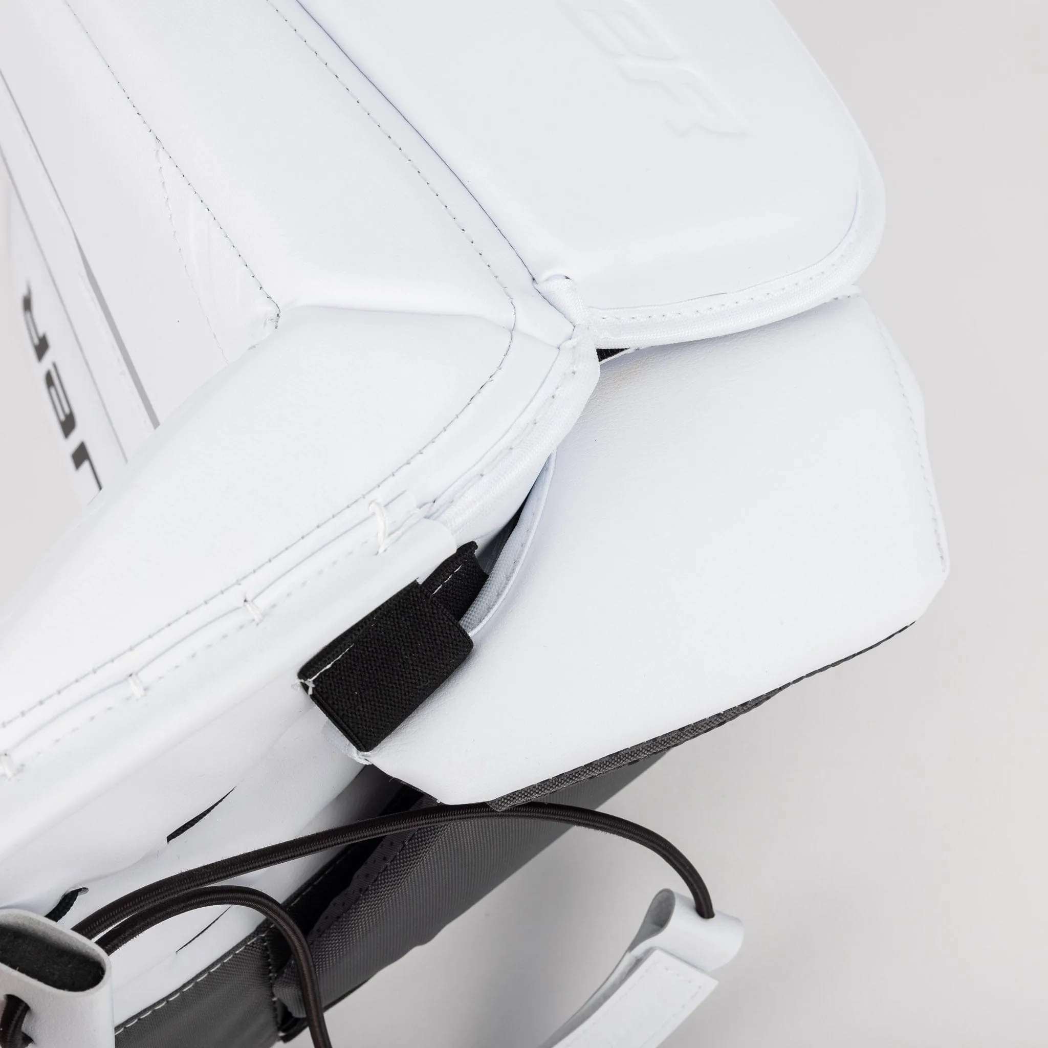 Bauer GSX Intermediate Goalie Leg Pads