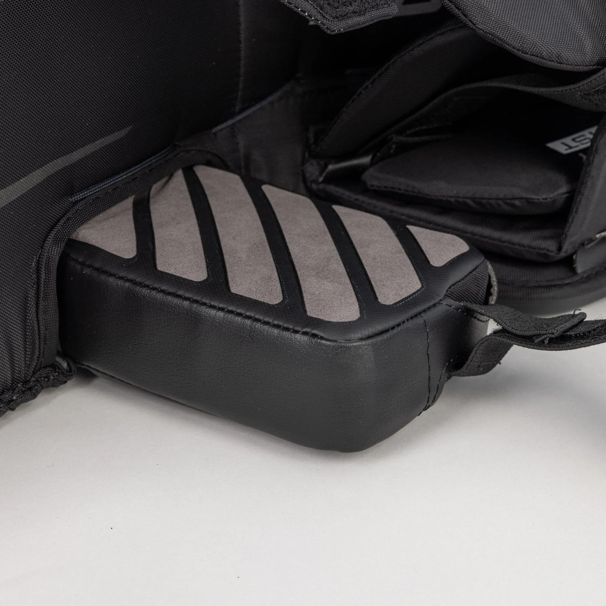 Bauer GSX Junior Goalie Leg Pads