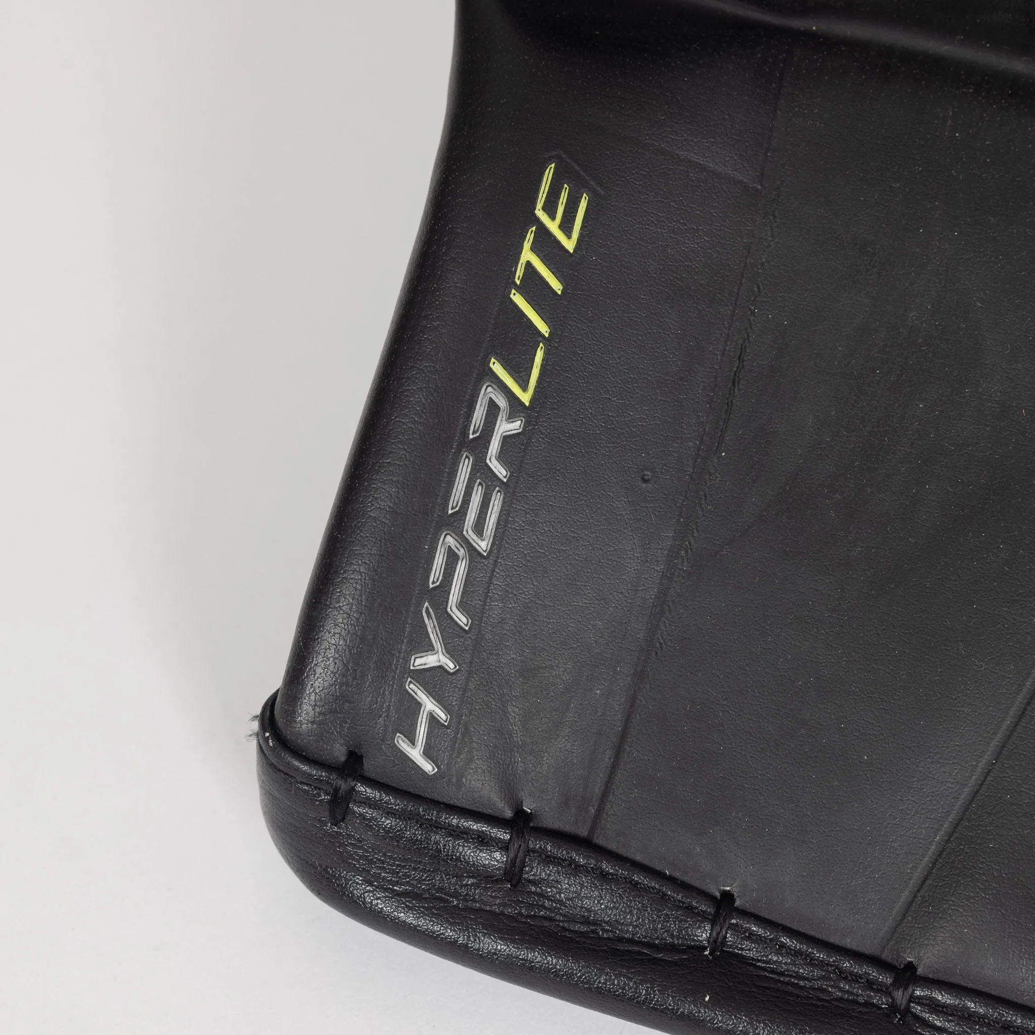 Bauer Vapor HyperLite Senior Goalie Leg Pads - USED XS