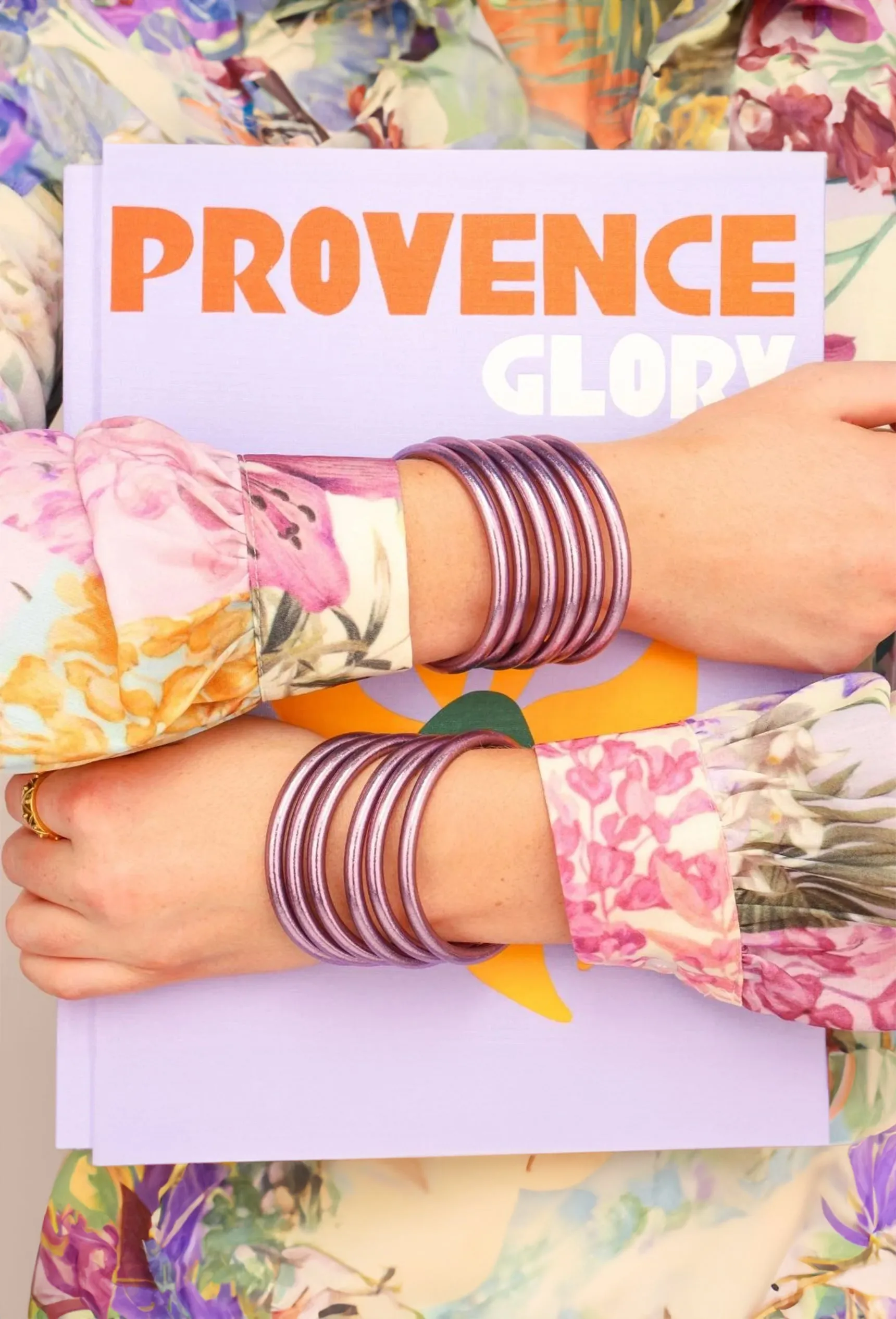 BUDHAGIRL Bangles in Lila