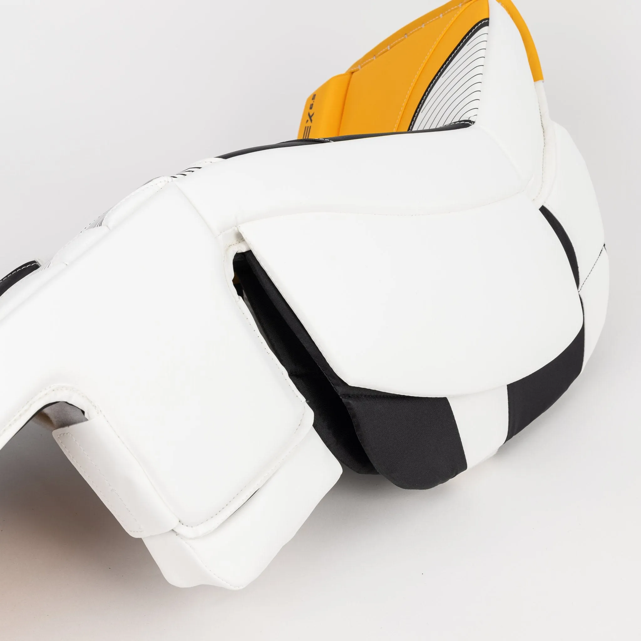 CCM Extreme Flex E6.5 Senior Goalie Leg Pads