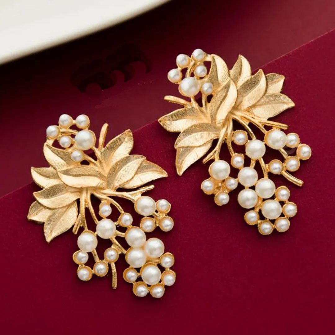 Combo of 2 Square Mirror and Flower Pearl Stud Earrings