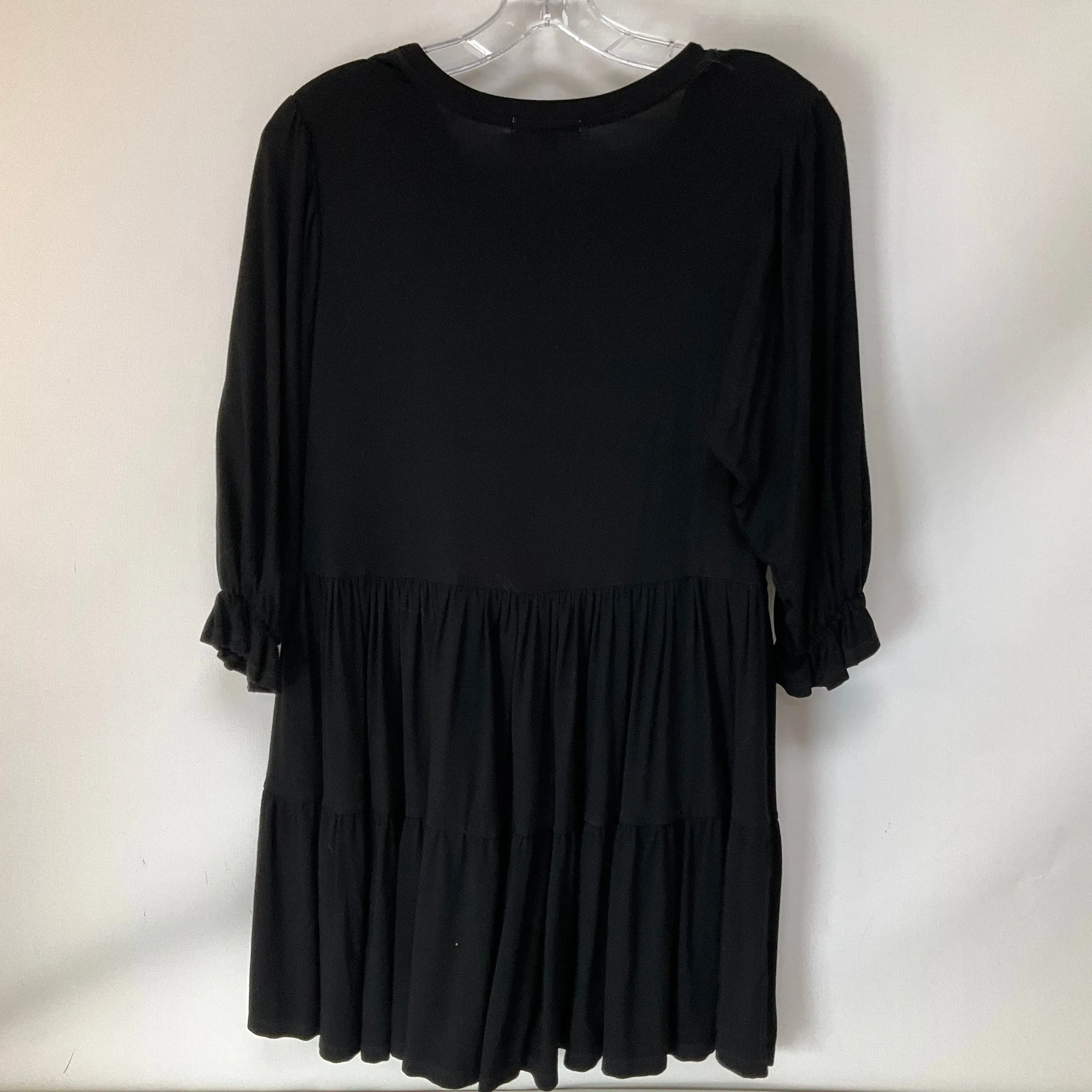 Dress Casual Short By Sundry  Size: S