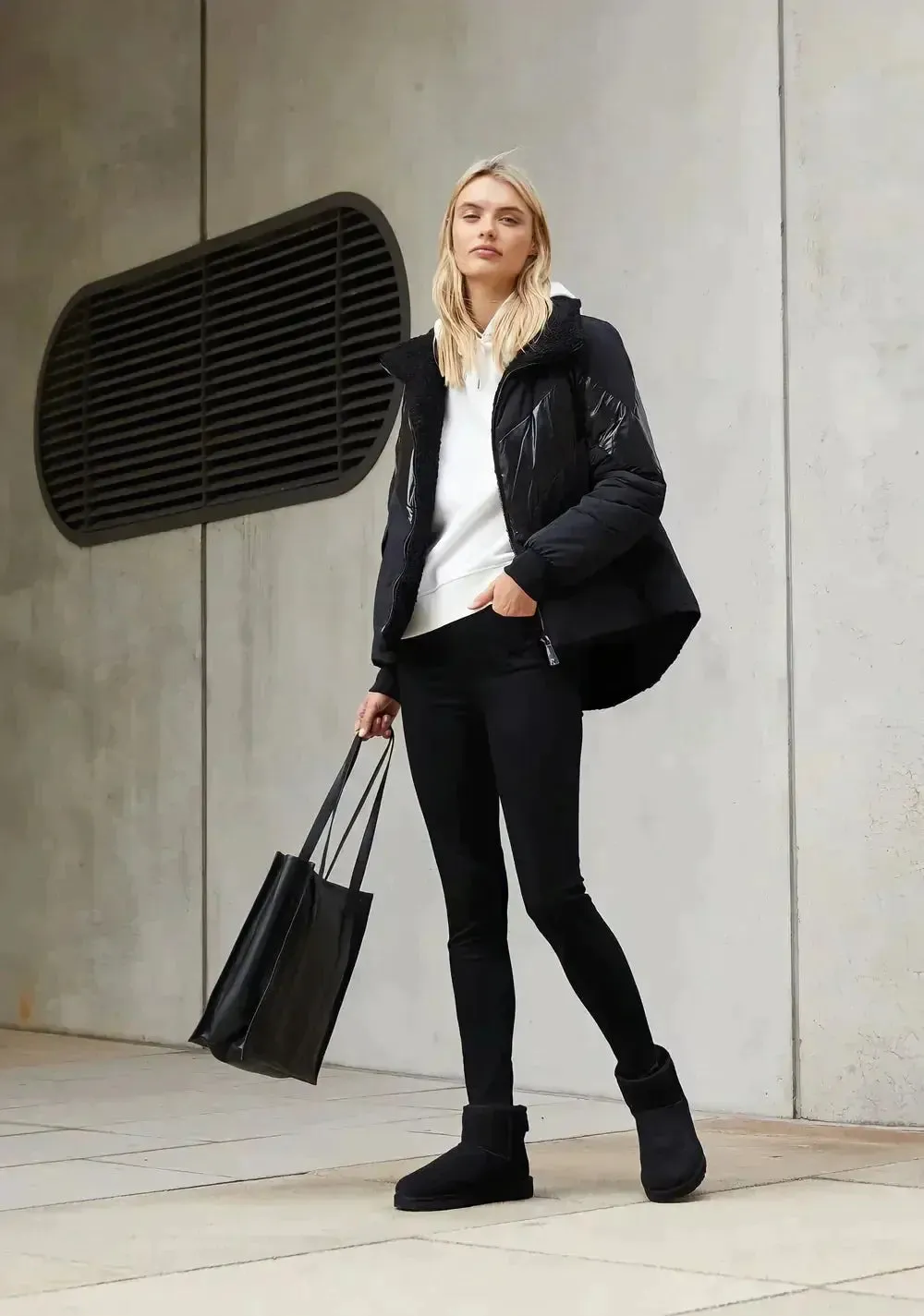 Elin Fur-Lined Ankle Boots – Warm, Vegan, and Timeless