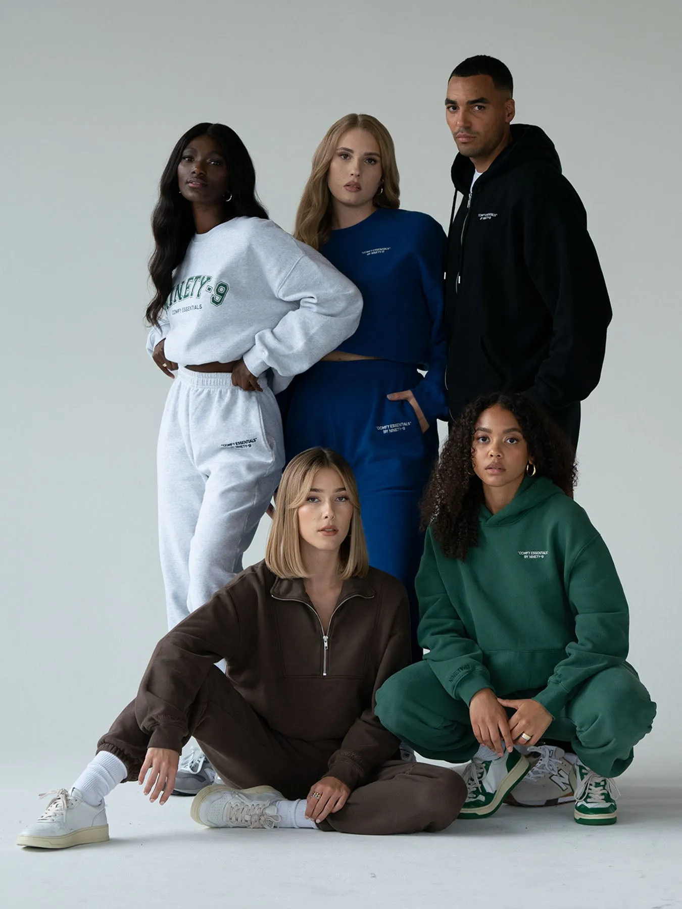 ESSENTIALS - Hoodie  •  Forest Green