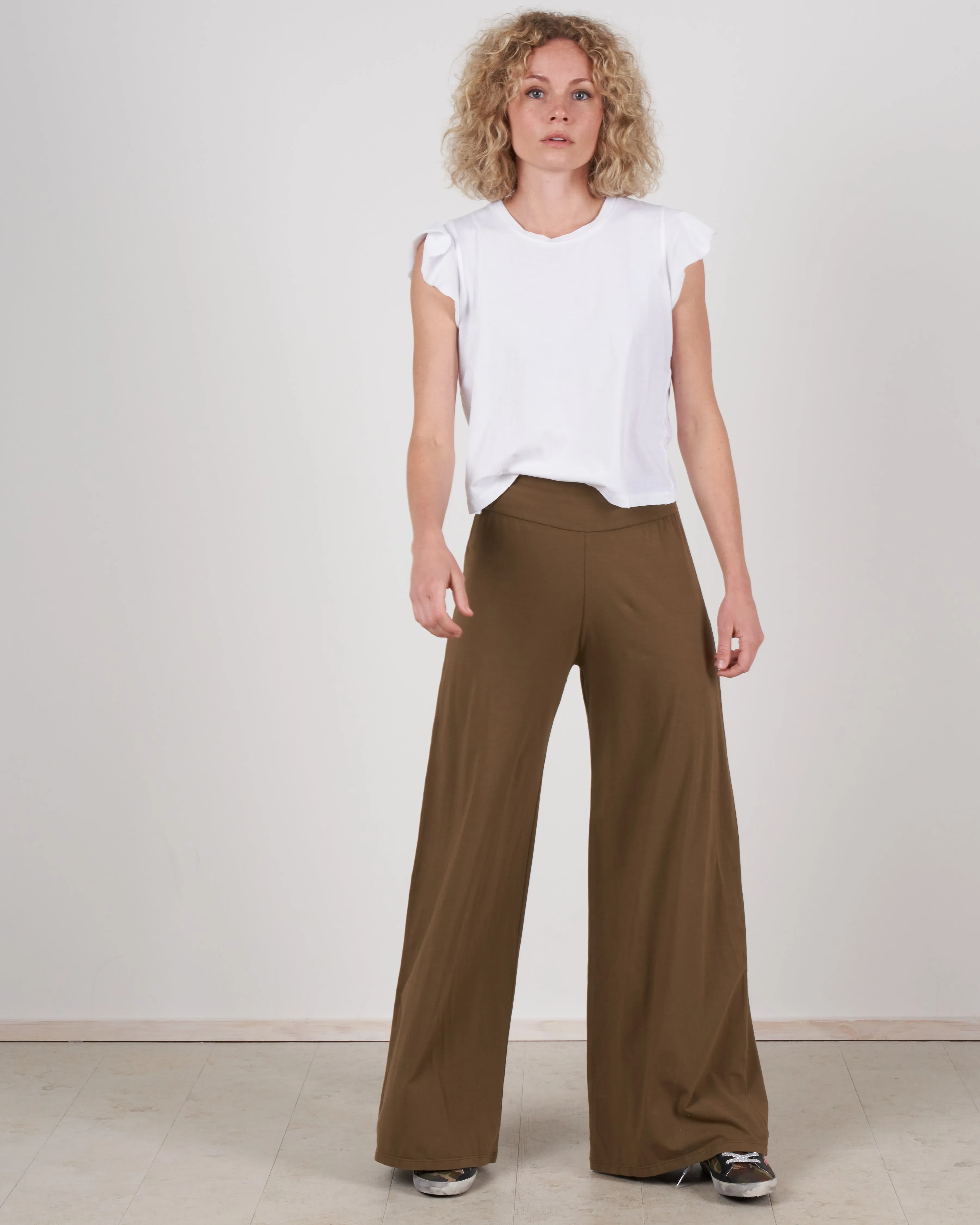 flutter tee - white