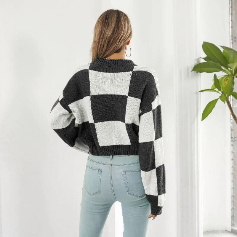 Impact Checkered Knit Cropped Long Sleeve Sweater