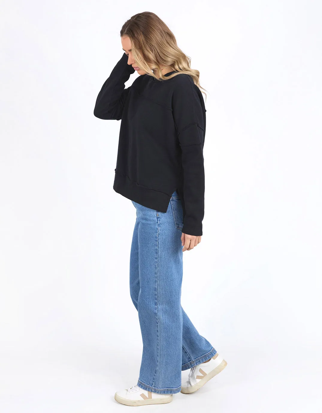 Jayne Throw On Fleece - Black