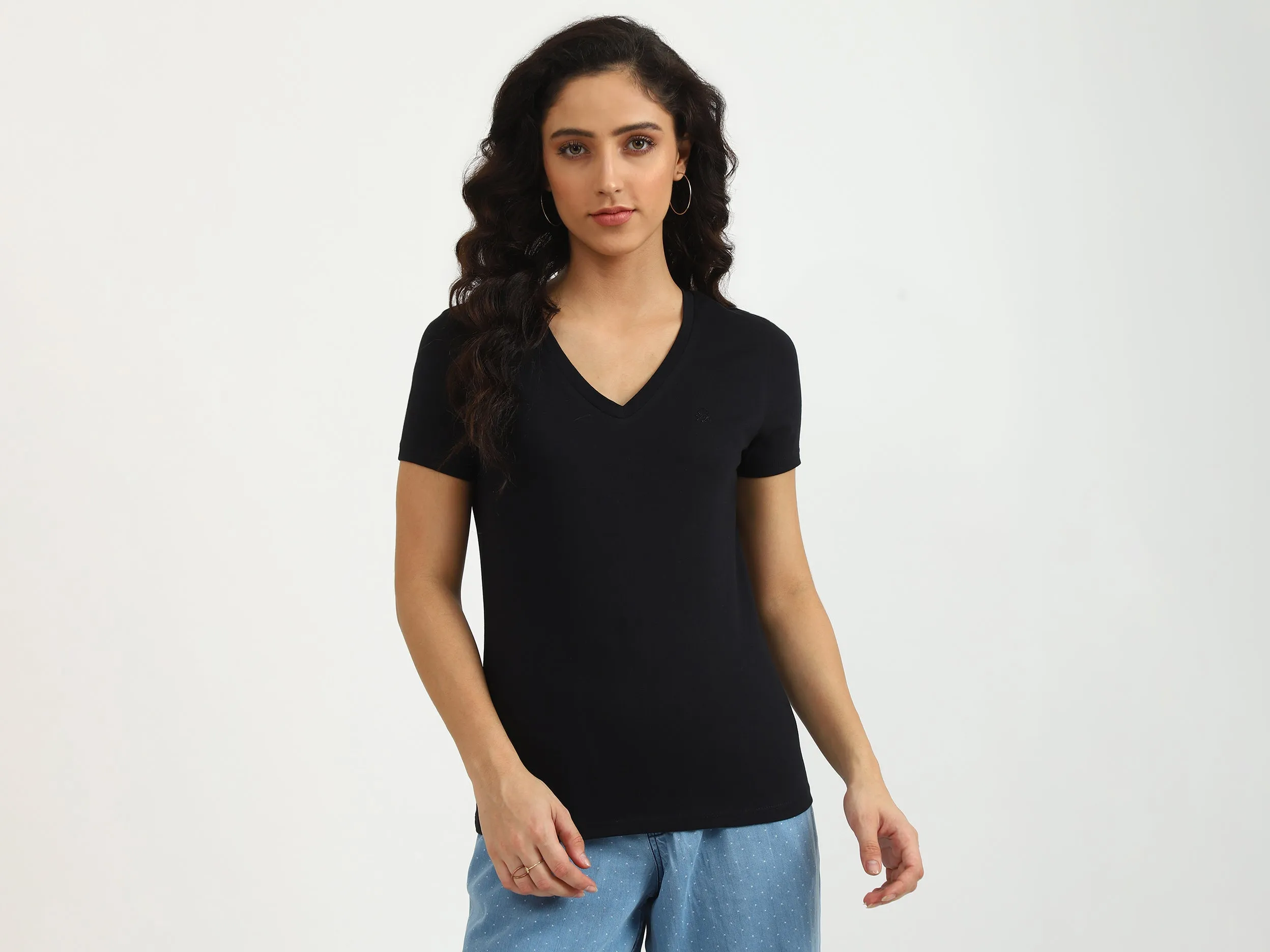 Ladies Round Neck Solid T-Shirt