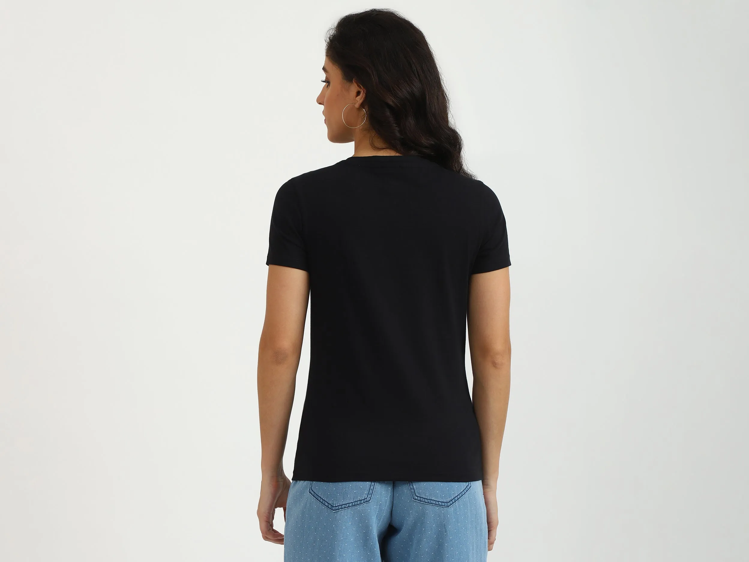 Ladies Round Neck Solid T-Shirt