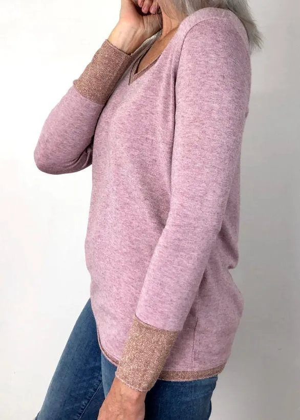 LOVE FROM ITALY Soft Jumper V Neck - Soft Pink