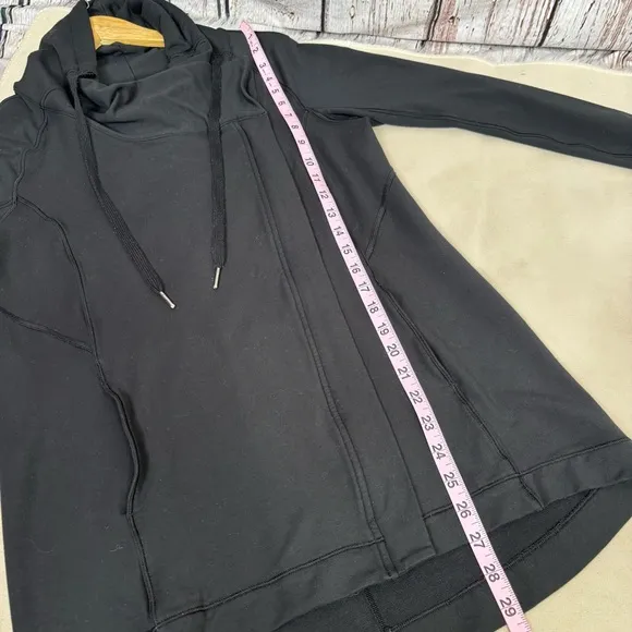 🍋Lululemon Size 8 Coast Easy Wrap Black Jacket Cocoon Modal French Terry Zip Up