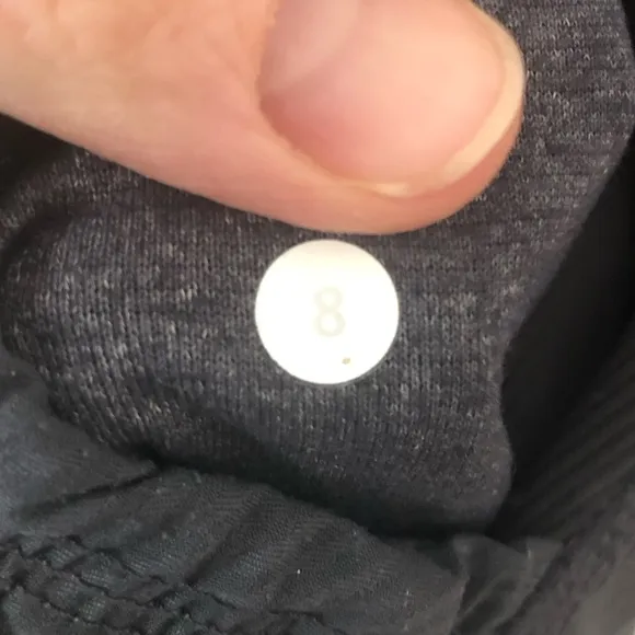 Lululemon Womens Reversible Dance Studio Jacket in Black - Size 8