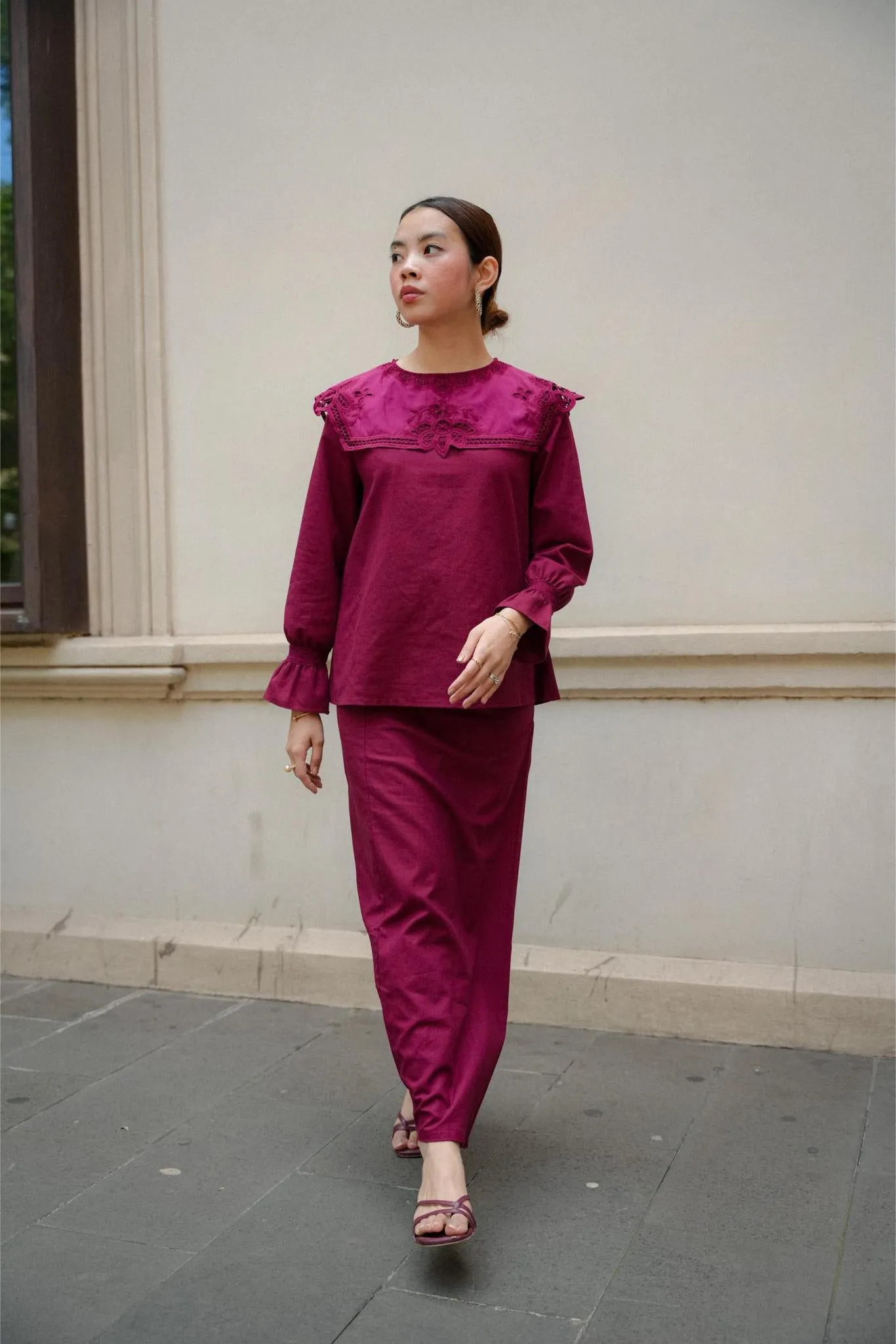 MARGOT KURUNG IN BURGUNDY