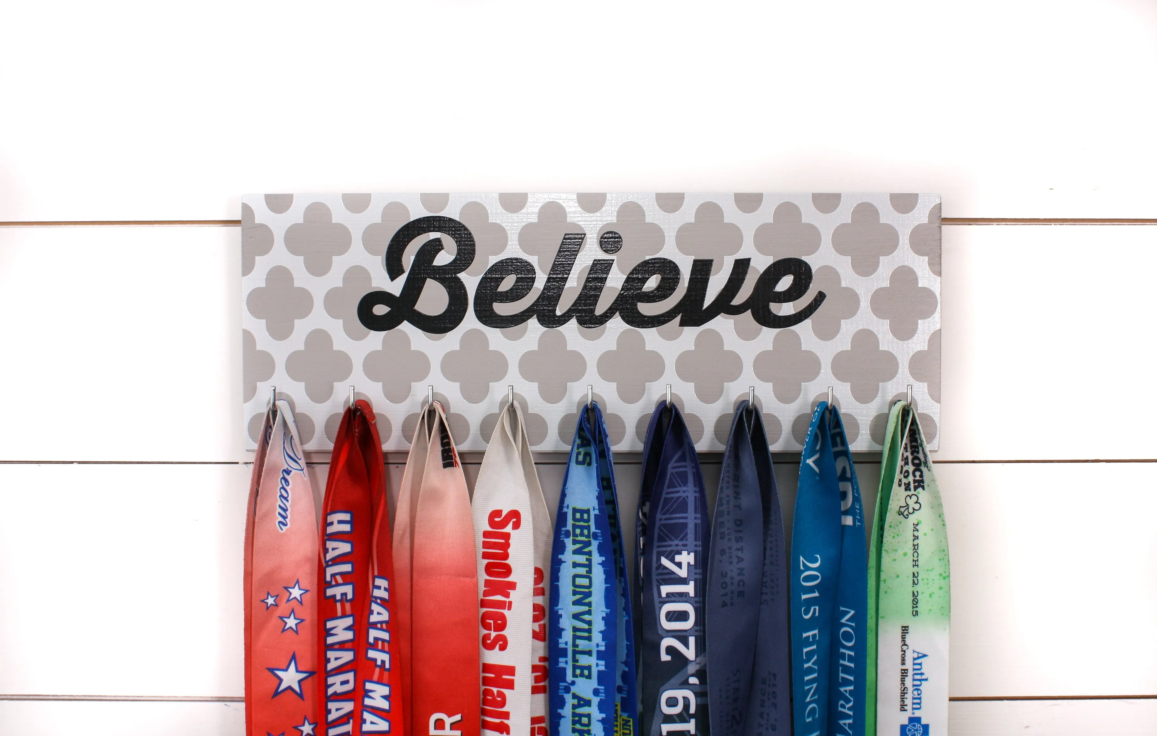 Medal Holder - Believe - Medium