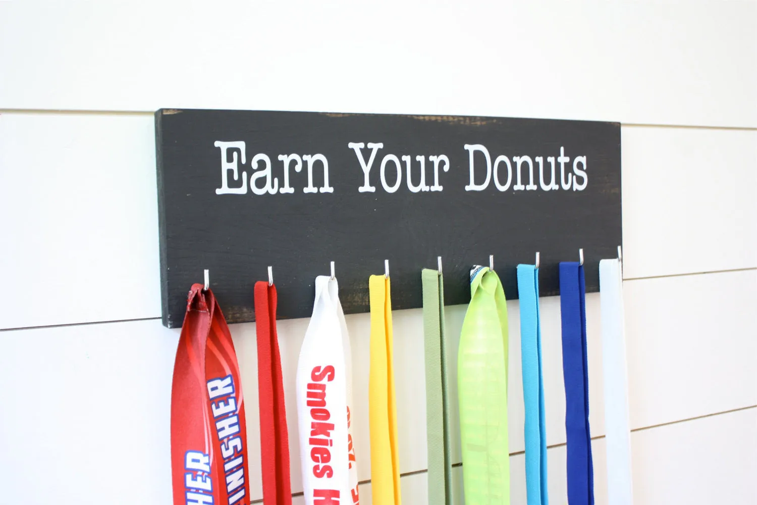 Medal Holder - Earn Your Donuts - Medium