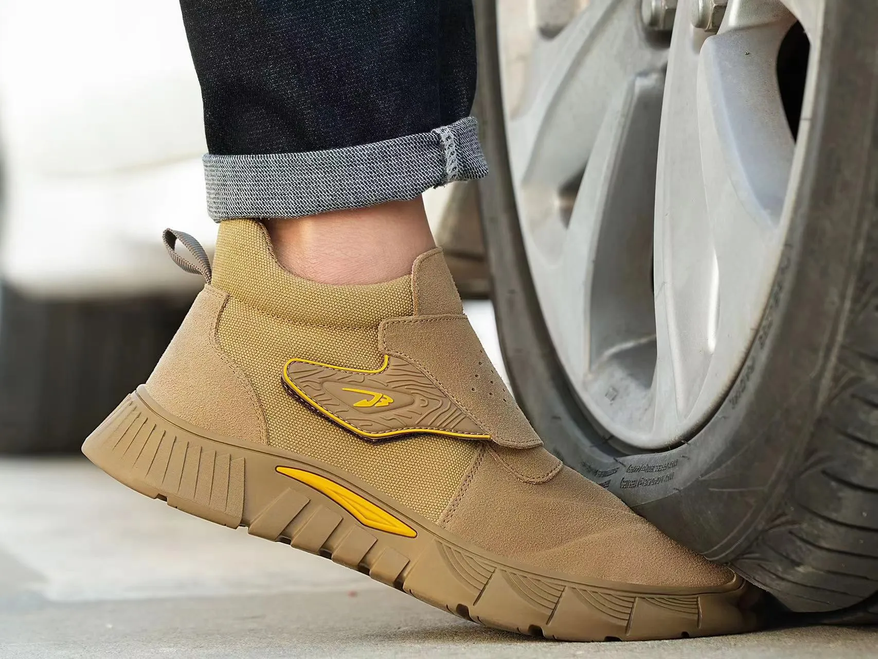 Men's Electric Welding Safety Shoes Highly-Durable Lightweight Work Boots
