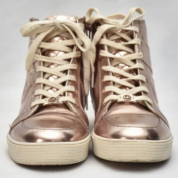 MICHAEL Kors Cali Shelby 2 Girls Hightop Shoe 5