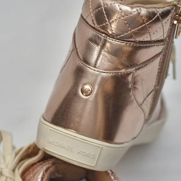 MICHAEL Kors Cali Shelby 2 Girls Hightop Shoe 5
