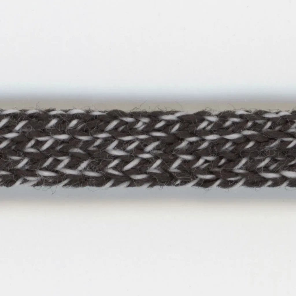 Mingle Flat Cord #102 Carbon Gray