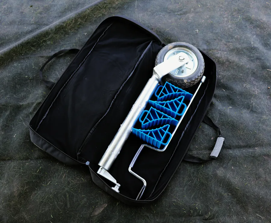 Navigator - Jockey Wheel & Chock Buddy