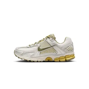 Nike Mens Zoom Vomero 5 Shoes
