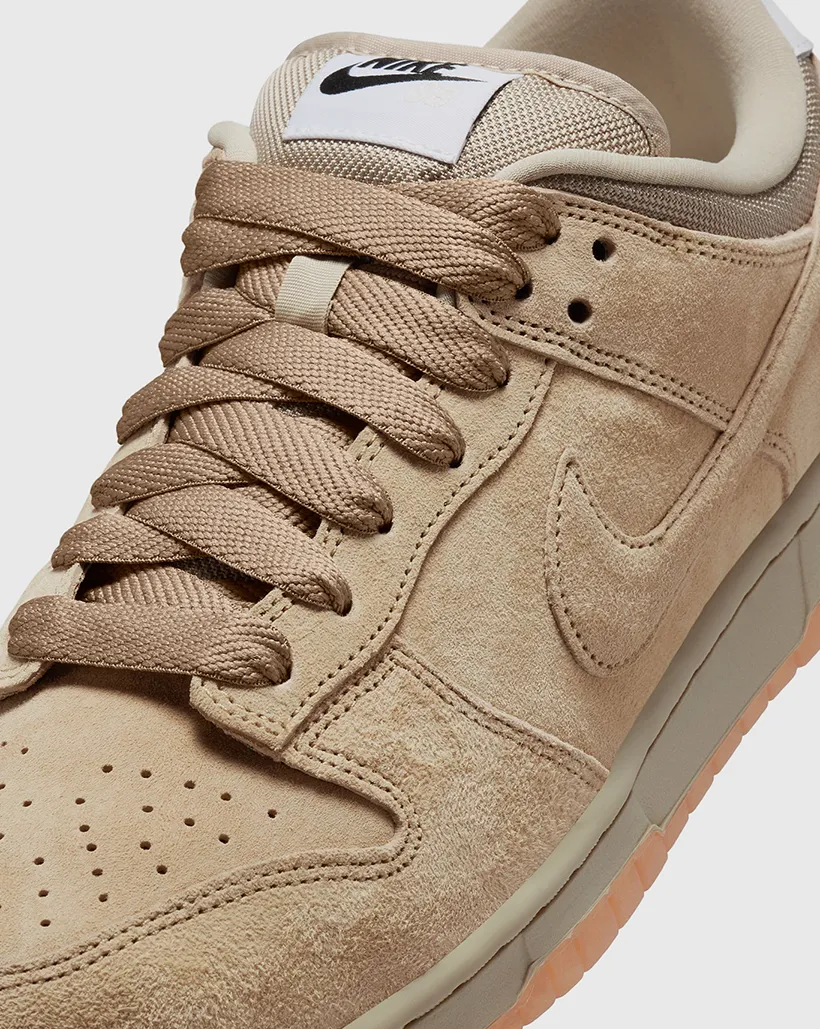 Nike SB Dunk Low Pro B Shoe - Parachute Beige