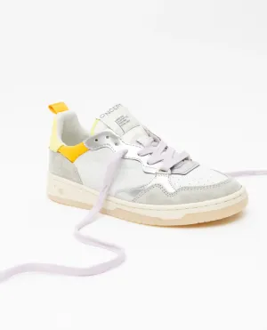 ON Spring Phoenix Sneaker
