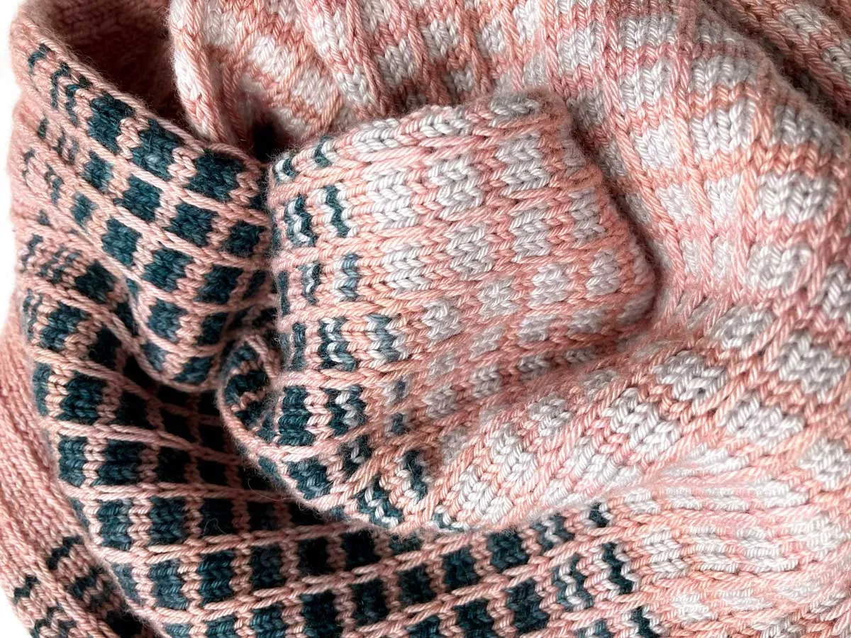 PDF Pattern Download // The Quadrant Cowl