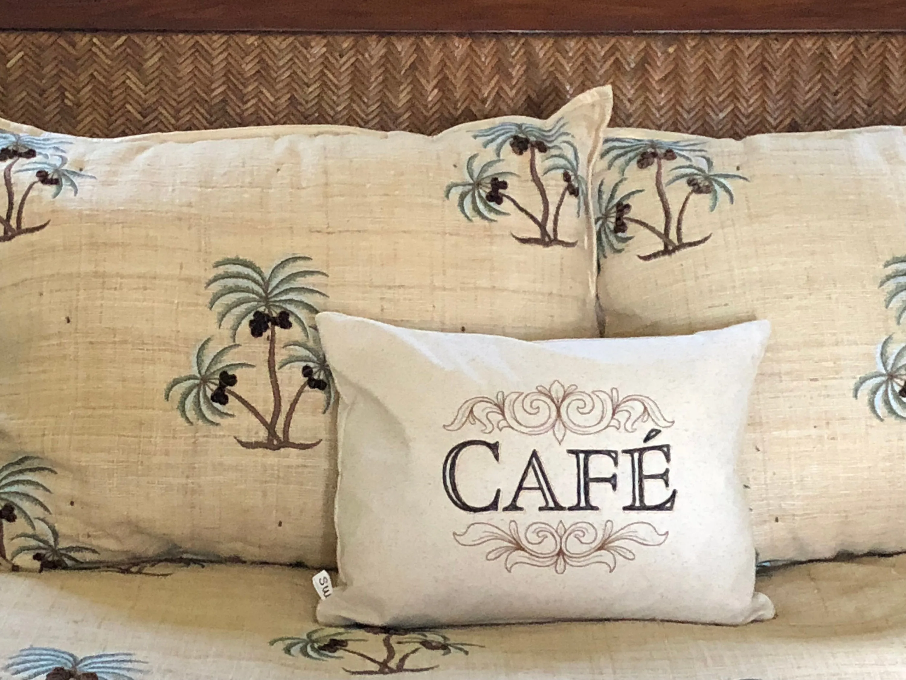 Pillow Cover Embroidered "Cafe" | stitchywoman.net