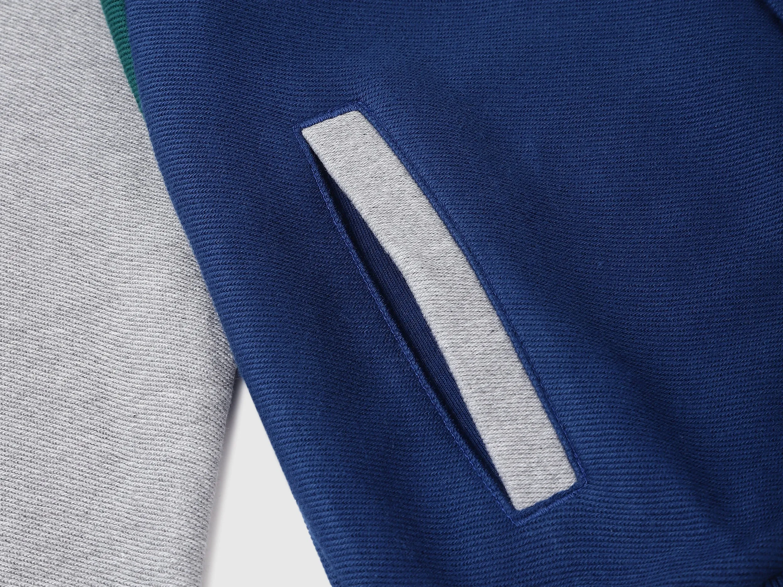 Regular Fit Band Neck Colorblock Sweatshirt