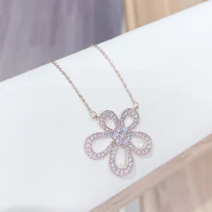 Rosegold Plated Embedded Flower Pendant