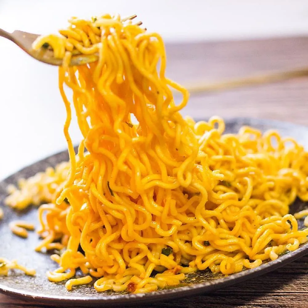 Running Egg Dry Noodles - Salted Egg Yolk Crab Flavor, 92g x 4 Bags