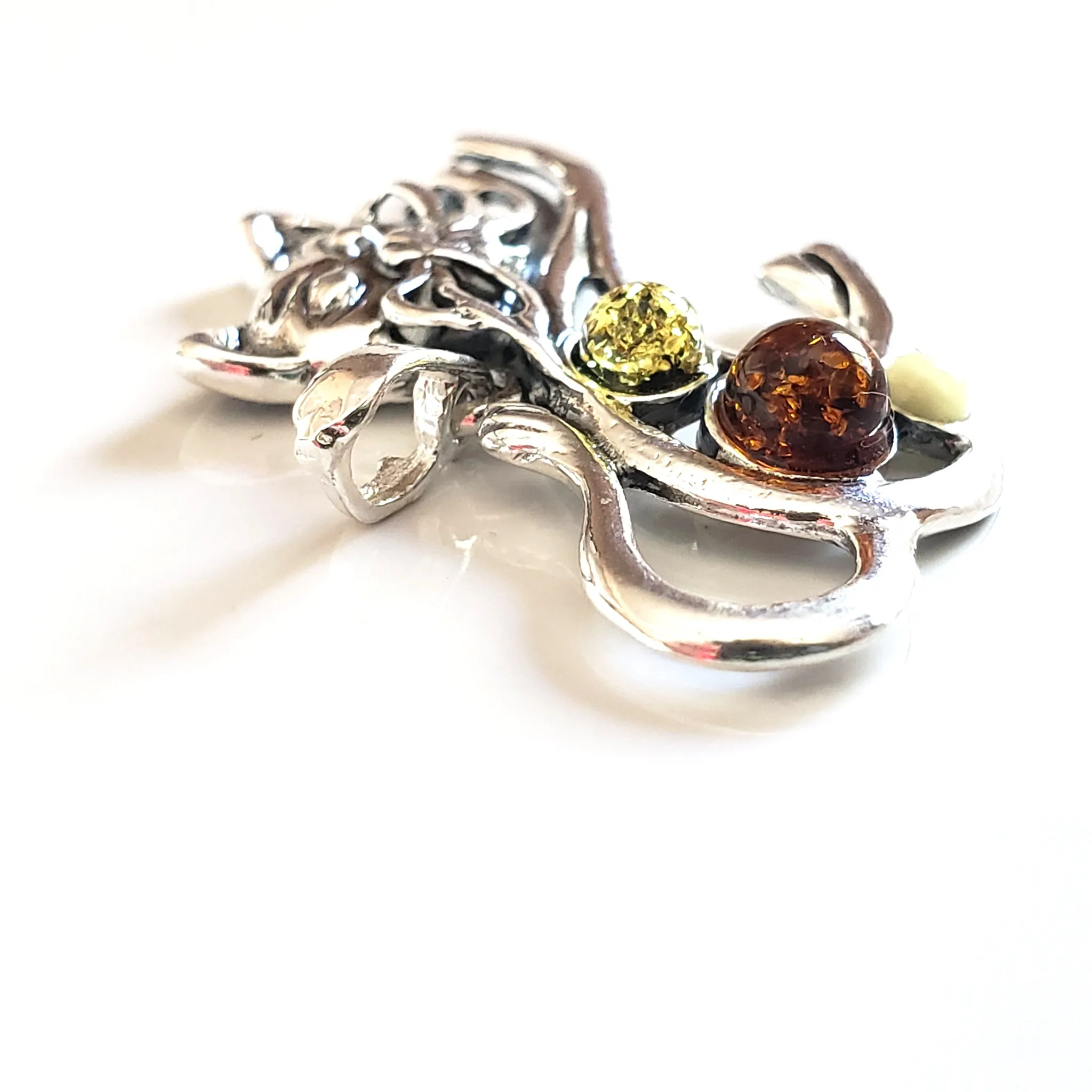 Running Silver Cat Pendant with Multicolor Natural Amber