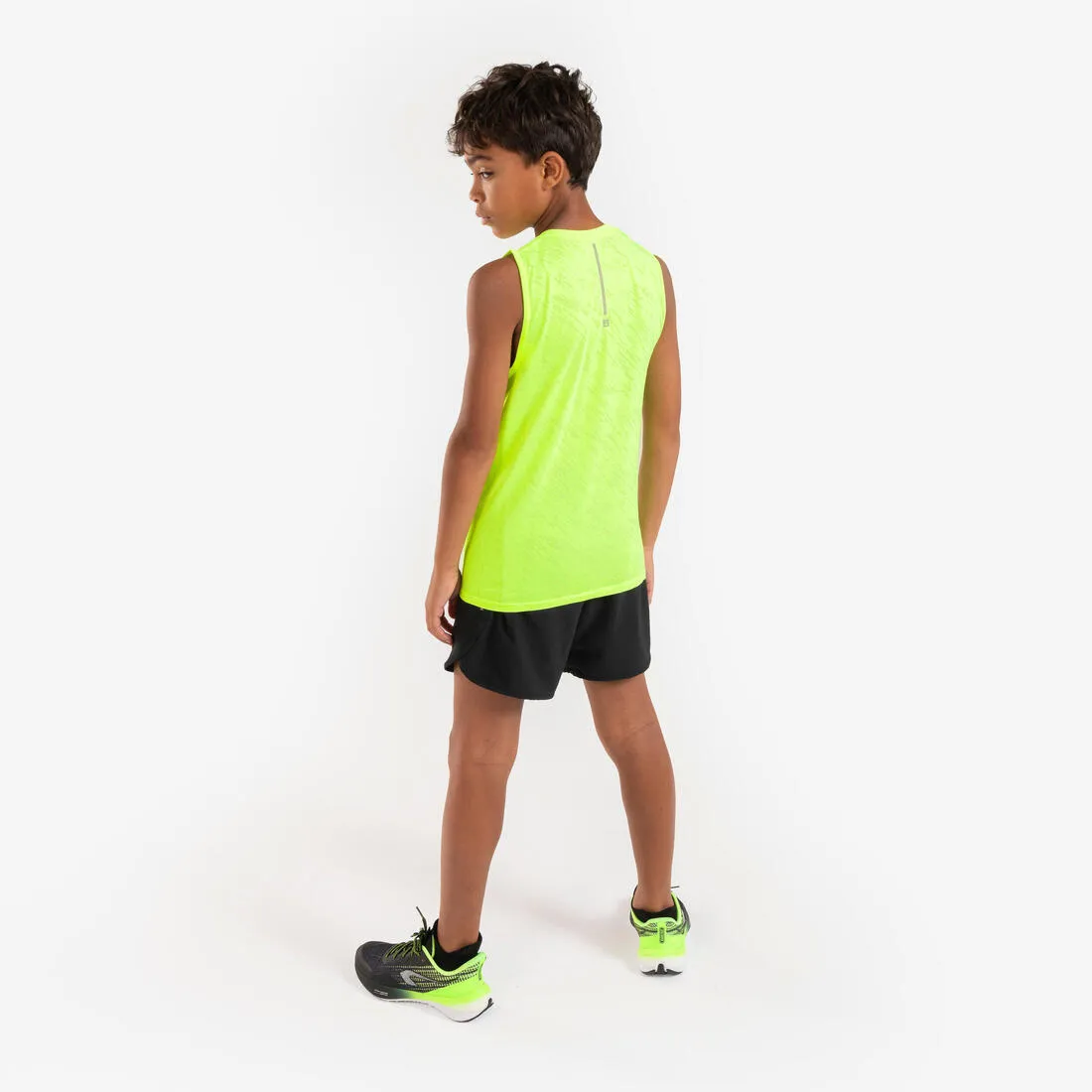 Short de Running respirant Enfant - KIPRUN dry  900 noir et gris