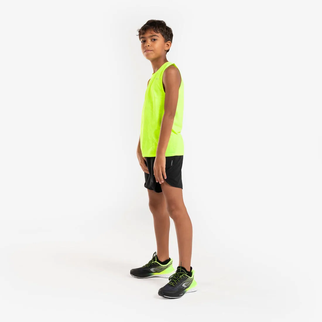 Short de Running respirant Enfant - KIPRUN dry  900 noir et gris