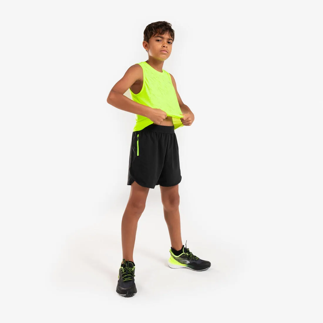 Short de Running respirant Enfant - KIPRUN dry  900 noir et gris