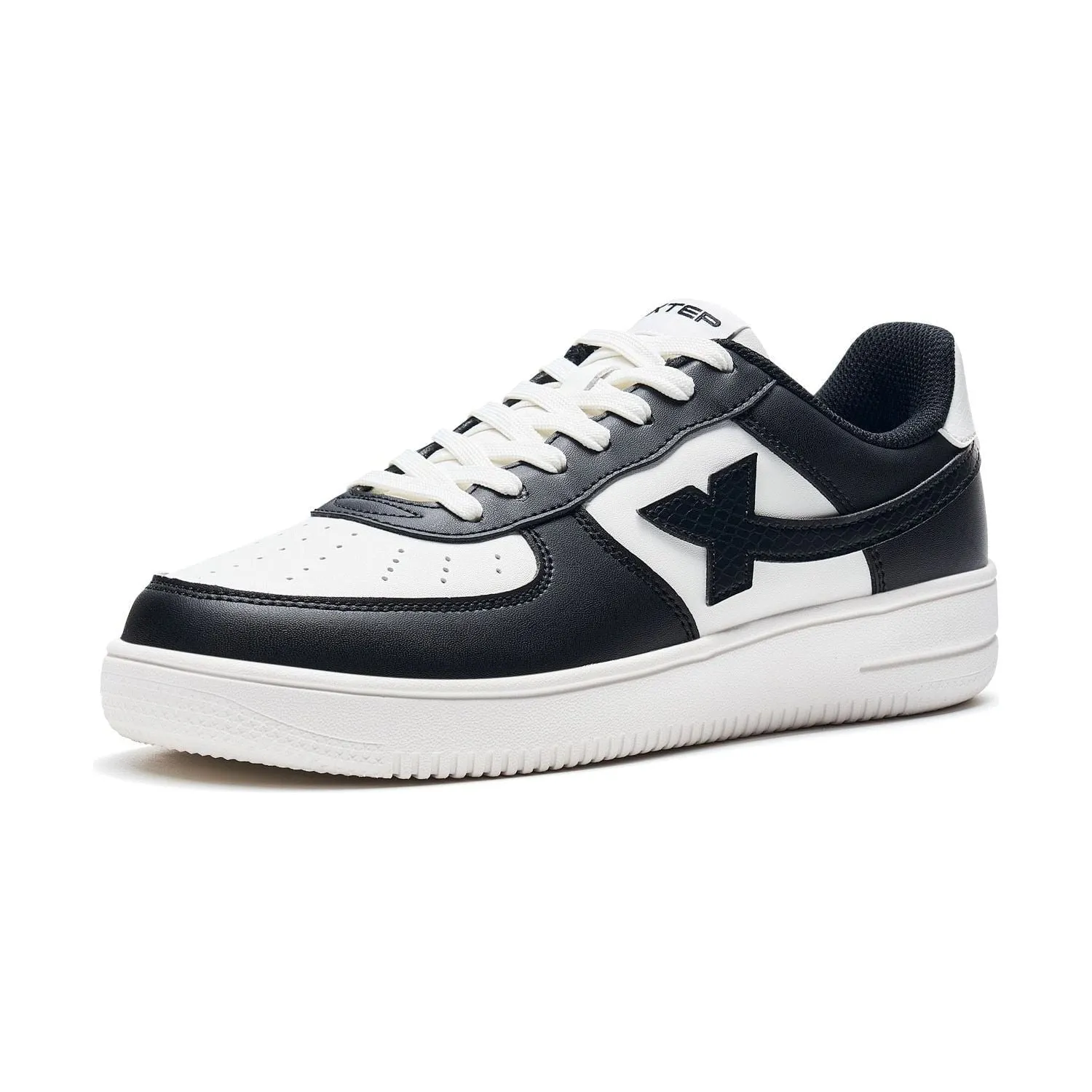 Skateboarding Shoes Non-Slip Casual White Couple Skate Sneakers Male Female Luxury Brand Shoes