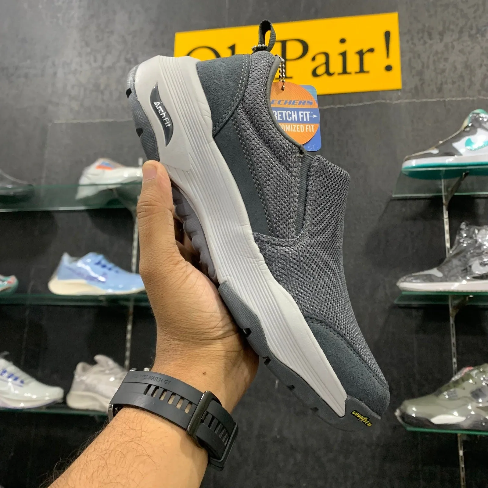 Sketcher Arch Fit Castle Rock Dark Grey
