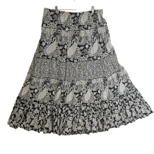 Style N Co 2XL Teared Flared Maxi Paisley floral Skirts. Lightweight. Soft.