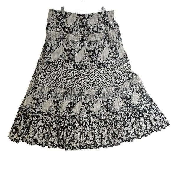Style N Co 2XL Teared Flared Maxi Paisley floral Skirts. Lightweight. Soft.