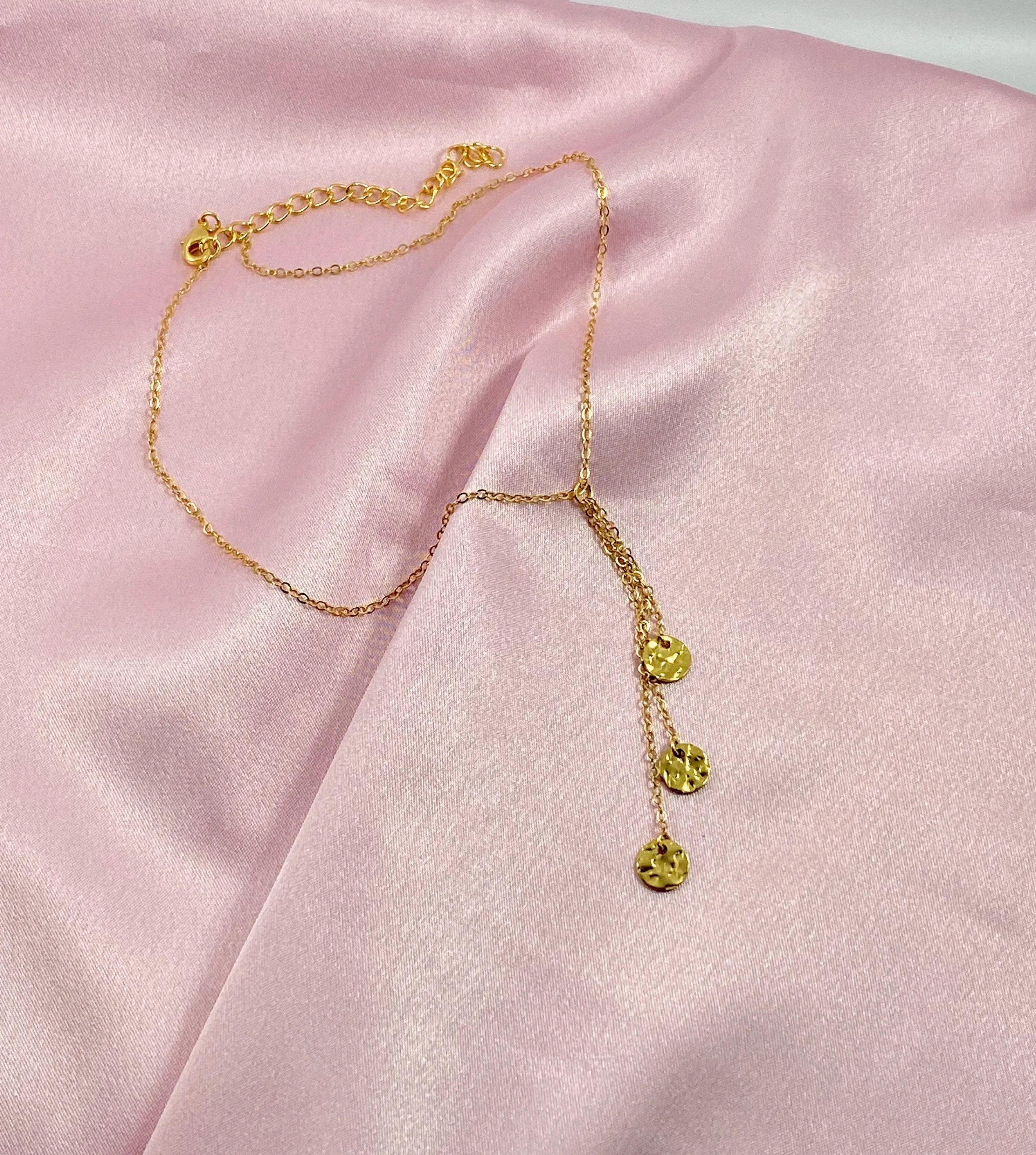 Tiny Glam 3 Gold Disk 14K Gold Necklace