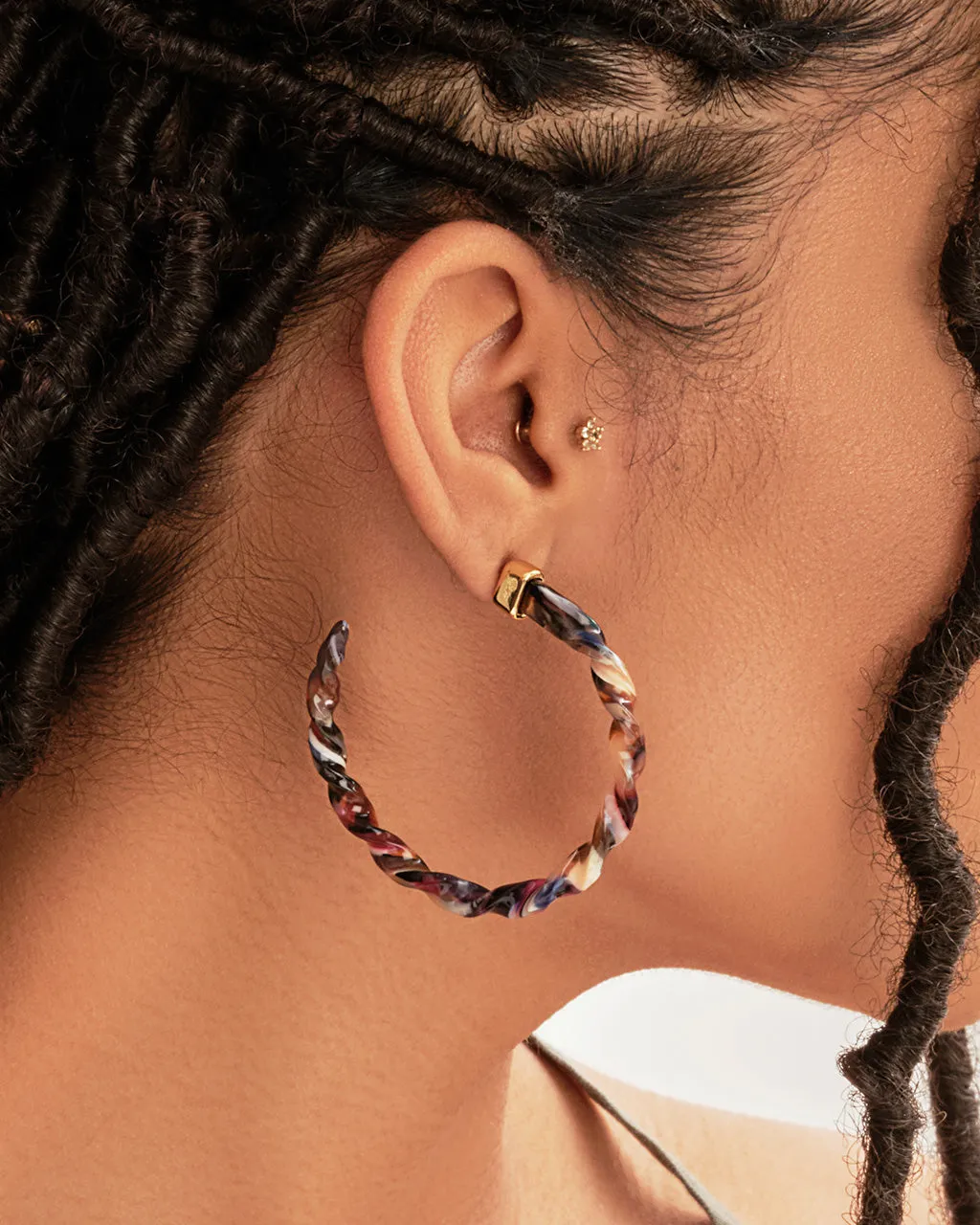 Twist Resin Hoops