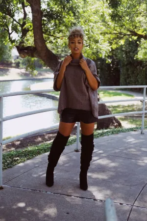 TWO TONE SOFT TEXTURE KNIT TOP (Charcoal)