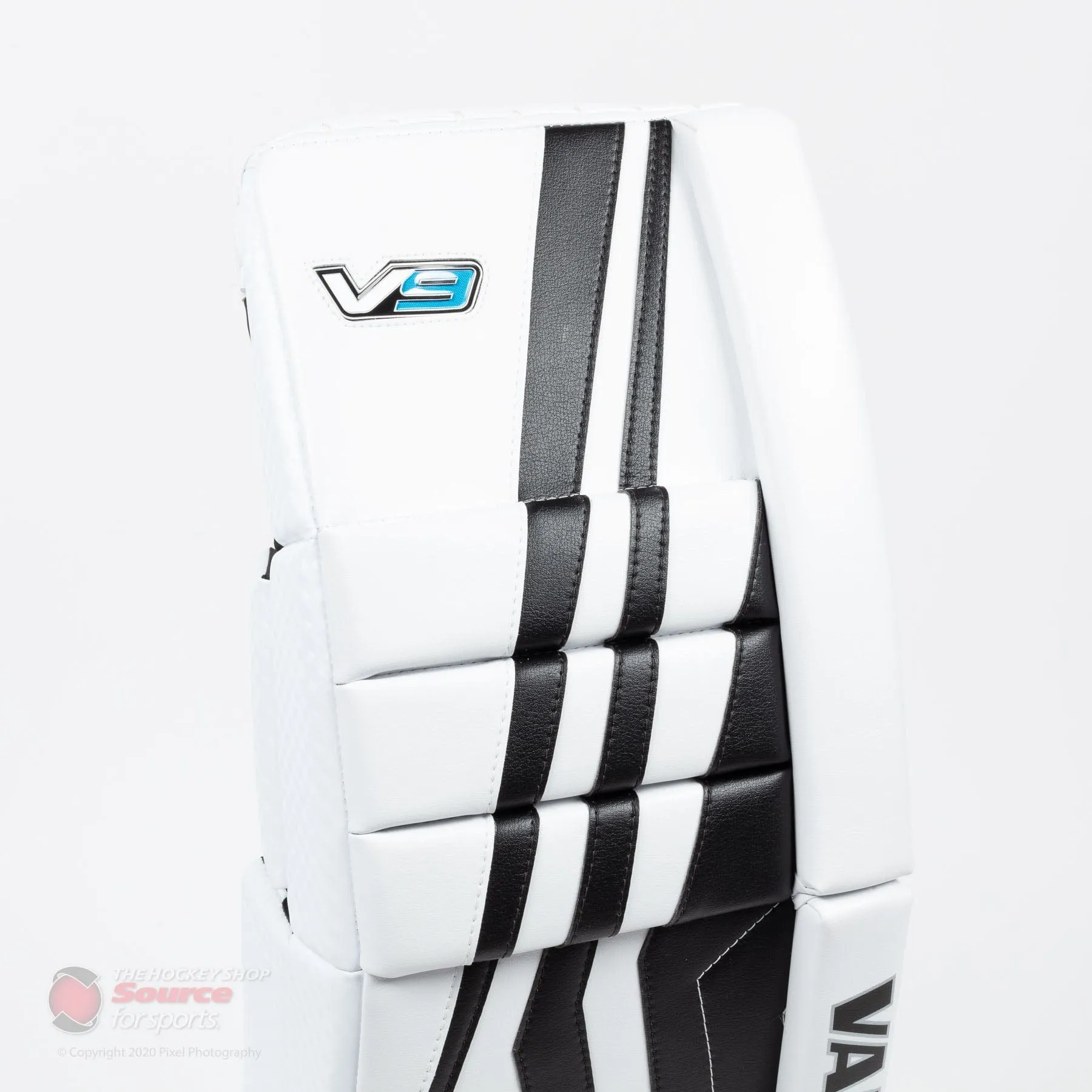 Vaughn Velocity V9 Intermediate Goalie Leg Pads