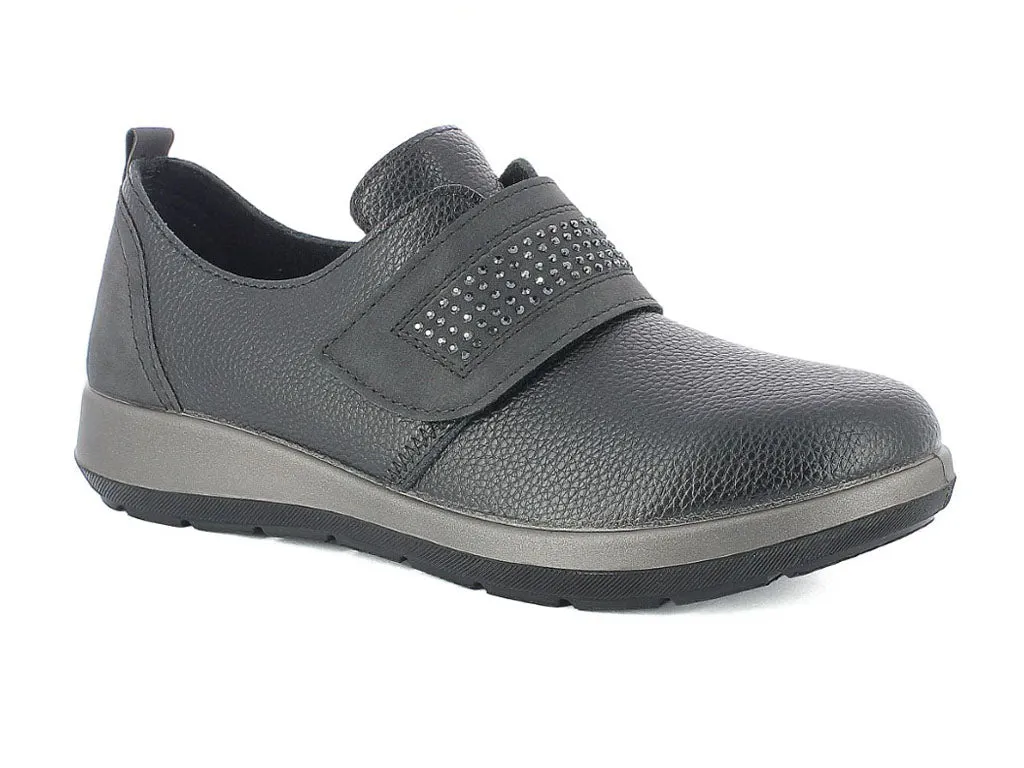 Women Sneakers WG45