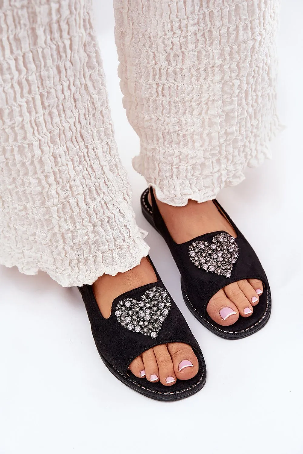 Women's flat heel decorative heart sandals